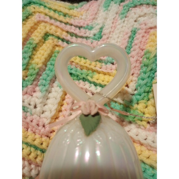 VTG Fenton Opaline Pearly Sentiments Porcelain Rose Iridescent Heart Handle Bell - Picture 5 of 10